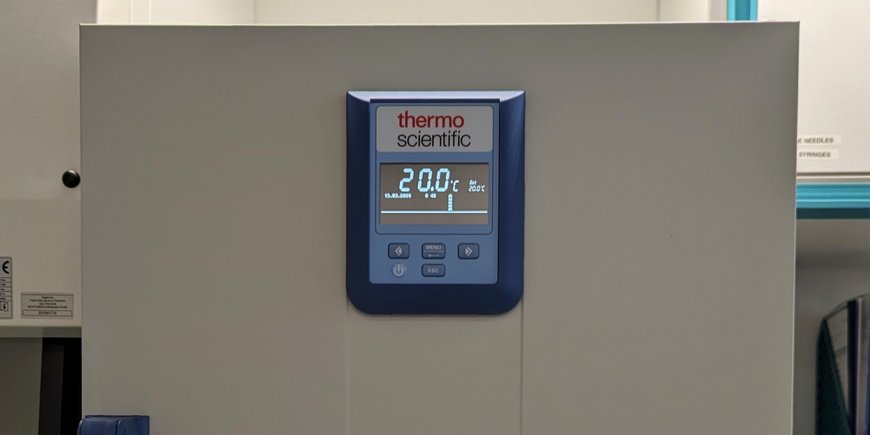 Heratherm IMP180 Refrigerated Incubator