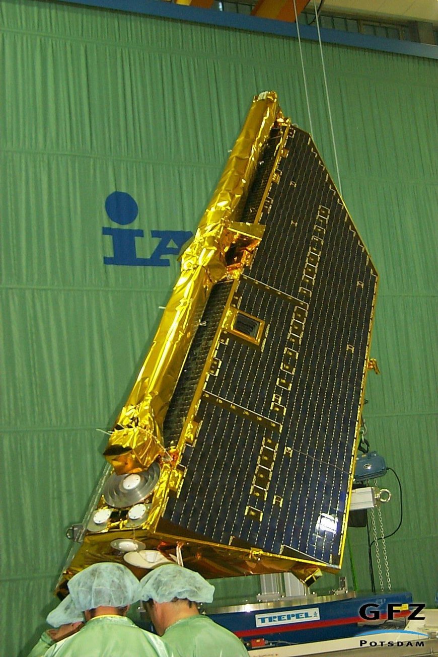 Die Oberseite des CHAMP Satelliten
