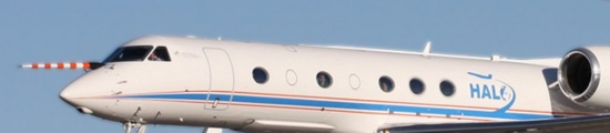 Foto des HALO-Flugzeugs beim Landeanflug.